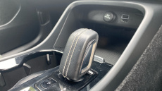 Volvo Xc40 2.0 T5 R DESIGN 5dr AWD Geartronic Petrol Estate